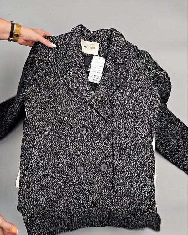 Фотография  298 - Верхняя одежда Корея 085#15 кг оптом в Орле и Орловской области