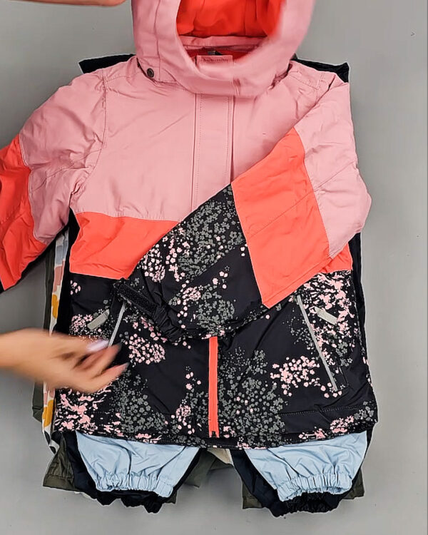 Фотография  342 - Верхняя одежда TCM kids 074#7 кг оптом в Орле и Орловской области