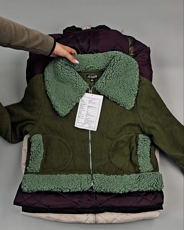 Фотография  303 - Верхняя одежда женская CAN 104#15 кг, ЛОТ СТ-9350 оптом в Орле и Орловской области