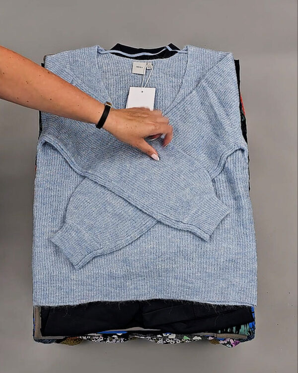 Фотография  712 - ICHI Winter mix 104#15 кг, ЛОТ СТ-9197 оптом в Орле и Орловской области