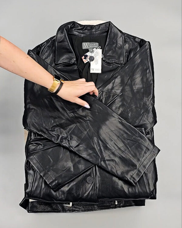 Фотография  685 - Ветровки женские CAN 104#11,5 кг, ЛОТ СТ-9402 оптом в Орле и Орловской области