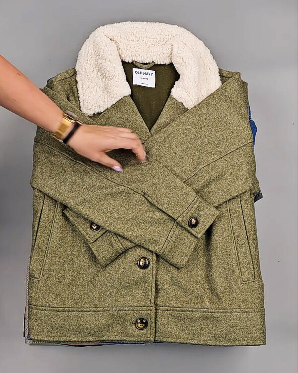 Фотография  154 - Ветровки женские CAN 104#12 кг оптом в Орле и Орловской области