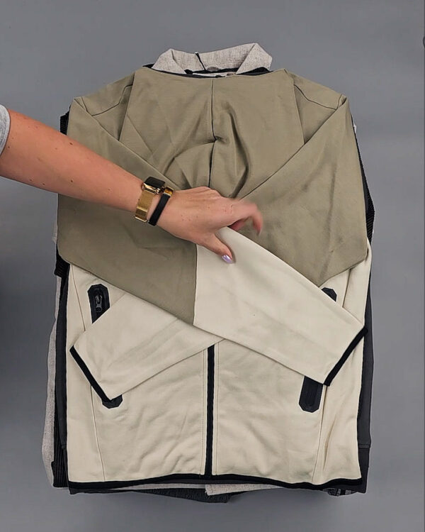 Фотография  582 - Мужской зимний микс JACK JONES, 20 кг, ЛОТ № СТ-9446 оптом в Орле и Орловской области