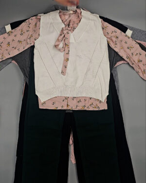 Фотография  994 - Комплекты жен Корея 085#5 кг, ЛОТ СТ-9574 оптом в Орле и Орловской области