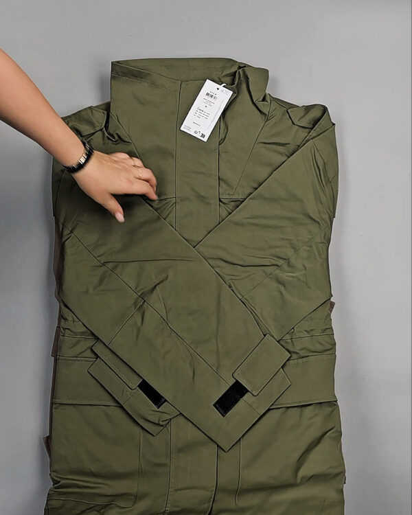 Фотография  796 - Ветровки Bestseller 045#10 кг, ЛОТ СТ-9410 оптом в Орле и Орловской области