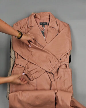 Фотография  935 - Ветровки женские CAN 104#12 кг оптом в Орле и Орловской области