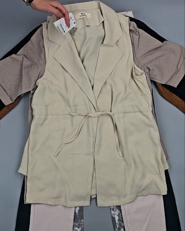 Фотография  170 - Комплекты жен Корея 085#5 кг оптом в Орле и Орловской области