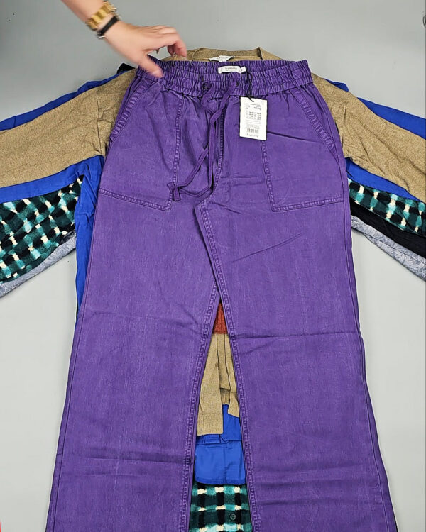 Фотография  813 - B.YOUNG Winter mix 104#15 кг, ЛОТ СТ-9599 оптом в Орле и Орловской области