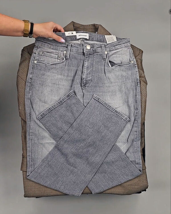 Фотография  424 - Мужской зимний микс JACK JONES, 20 кг, ЛОТ № СТ-9443 оптом в Орле и Орловской области