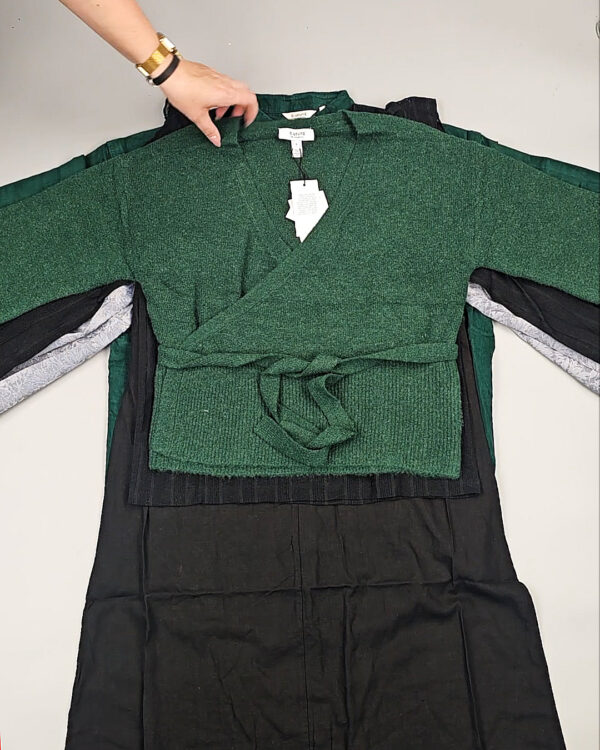 Фотография  988 - B.YOUNG Winter mix 104#15 кг, ЛОТ СТ-9599 оптом в Орле и Орловской области