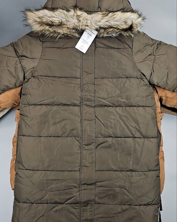 Фотография  258 - Верхняя одежда VILA 104#10 кг, ЛОТ СТ-9715 оптом в Орле и Орловской области