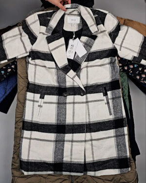 Купить Верхняя одежда VILA#10,4 кг, ЛОТ СТ-9712 оптом в Орле и Орловской области