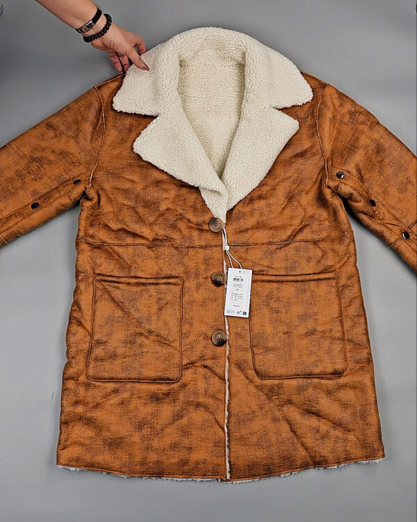 Фотография  127 - Верхняя одежда VILA 104#10 кг оптом в Орле и Орловской области