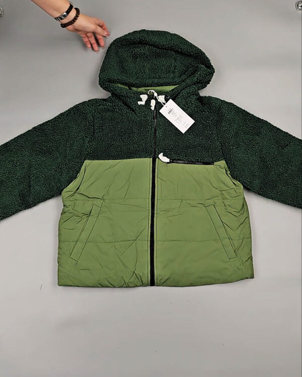 Фотография  655 - Верхняя одежда VILA 104#10 кг, ЛОТ СТ-9714 оптом в Орле и Орловской области