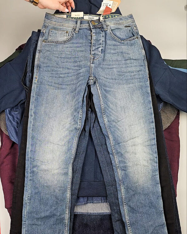 Фотография  132 - BLEND HE W 064#15 кг, ЛОТ СТ-9791 оптом в Орле и Орловской области