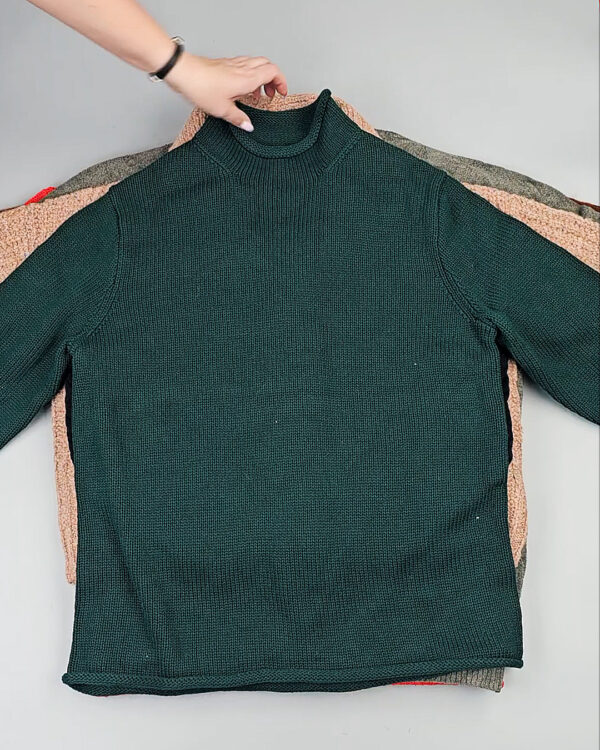 Фотография  253 - Джемпера СТОК CAN#10 кг, ЛОТ СТ-9915 оптом в Орле и Орловской области