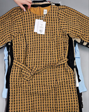 Фотография  831 - DK, Bestseller + Winter mix#15 кг, ЛОТ СТ-9957 оптом в Орле и Орловской области