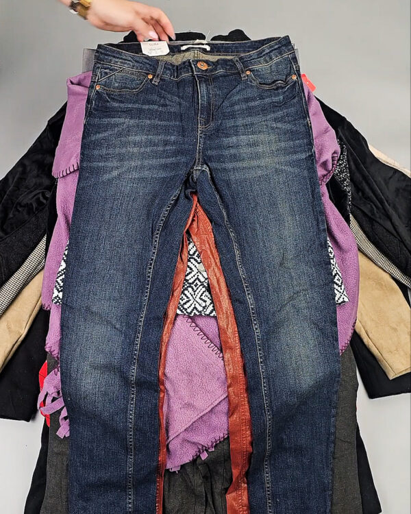 Фотография  826 - Женский микс зима (Winter mix)#20 кг, ЛОТ СХ-0206 оптом в Орле и Орловской области