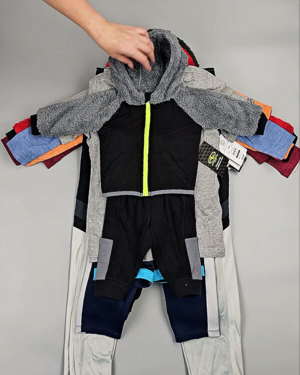 Фотография  501 - Спортивные костюмы дети CAN#6 кг, ЛОТ СТ-9739 оптом в Орле и Орловской области