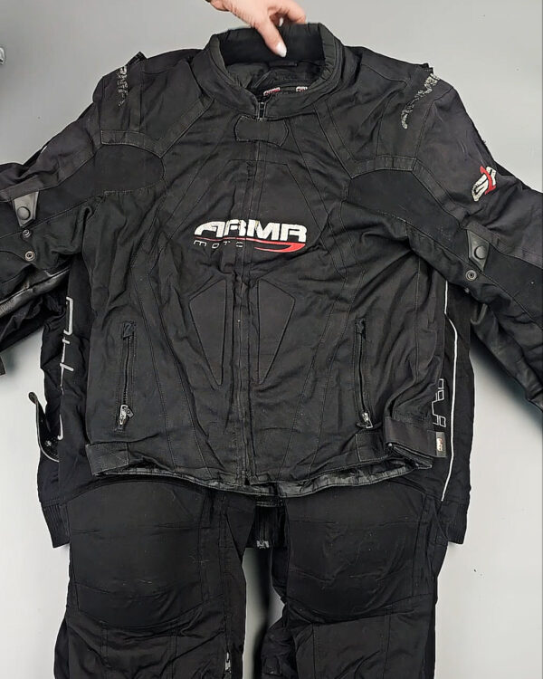 Фотография  910 - МОТО одежда mix БМ#16,9 кг, ЛОТ СХ-0280 оптом в Орле и Орловской области