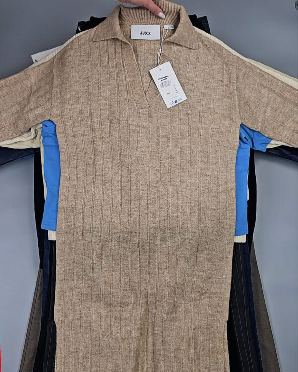 Фотография  261 - JACK JONES Women Winter mix 075 #15 кг, ЛОТ СТ-10010 оптом в Орле и Орловской области