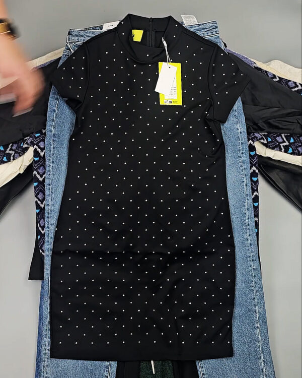 Фотография  775 - JACK JONES Women Winter mix 075 #15 кг, ЛОТ СТ-10012 оптом в Орле и Орловской области