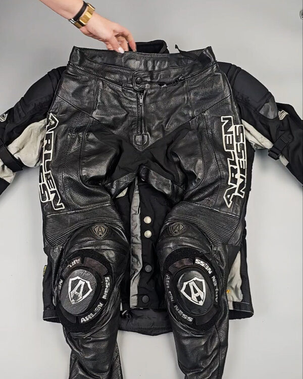 Фотография  111 - МОТО одежда mix БМ#19,4 кг, ЛОТ СХ-0277 оптом в Орле и Орловской области