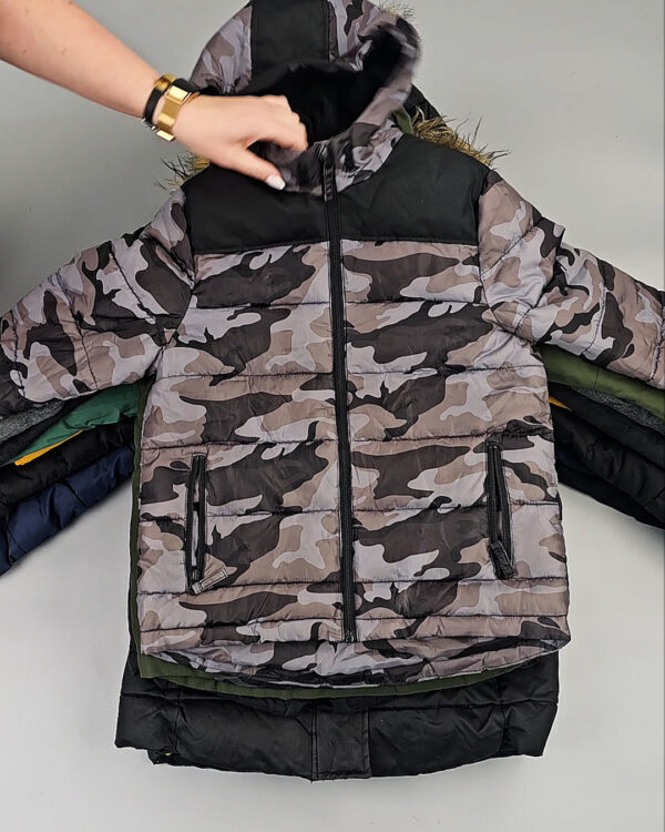 Фотография  912 - Куртки детские (Children Anoraks)#11 кг, ЛОТ СХ-0282 оптом в Орле и Орловской области