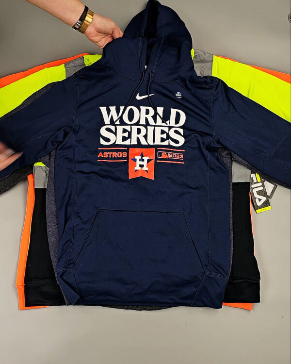 Фотография  809 - Толстовки СТОК CAN 0424#10 кг, ЛОТ СТ-10139 оптом в Орле и Орловской области