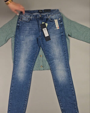 Фотография  104 - DK+Bestseller Winter mix 064#9,2 кг, ЛОТ СТ-10090 оптом в Орле и Орловской области