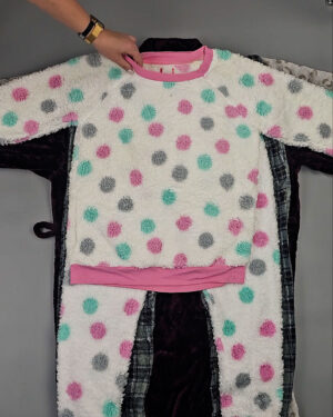 Фотография  350 - Халаты+пижамы флис Англия (SLEEPWEAR PREMIUM)#20 кг, ЛОТ СХ-0289 оптом в Орле и Орловской области